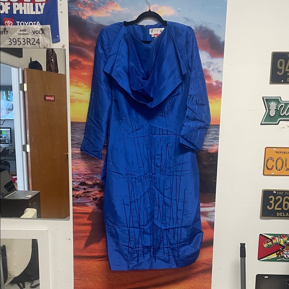 Elegant Blue Long Sleeve Dress